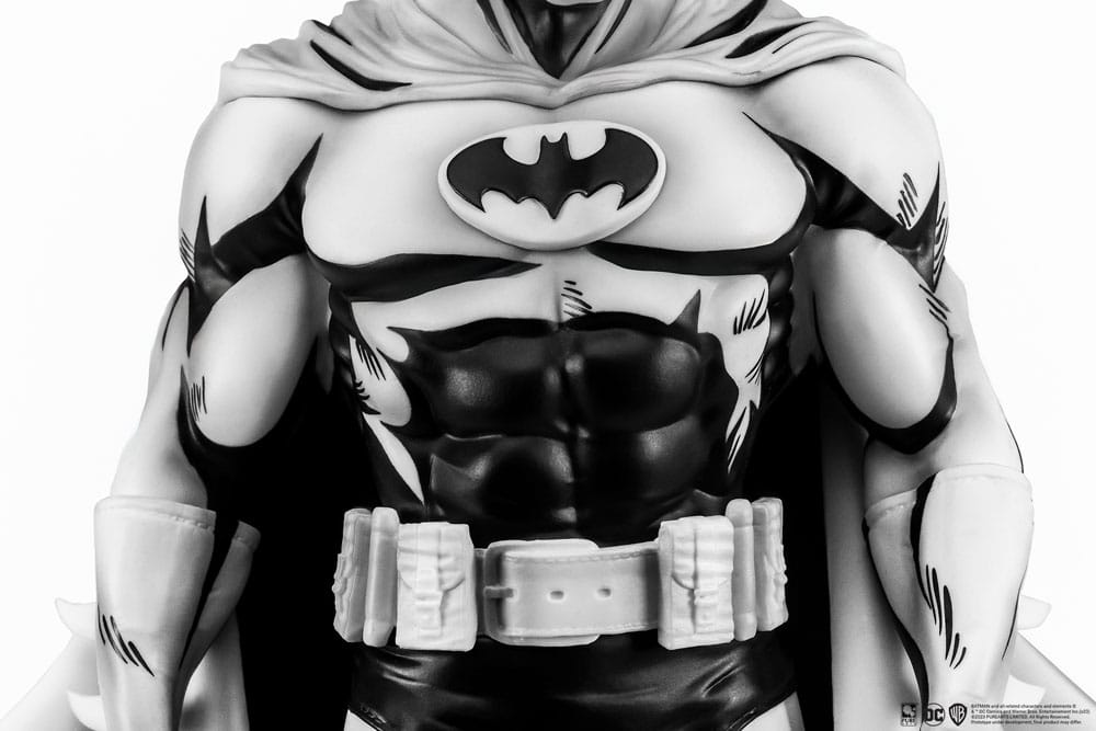 Batman PX PVC Statue 1/8 SDCC 2024 Batman Black & White Version 27 cm 0713929404674