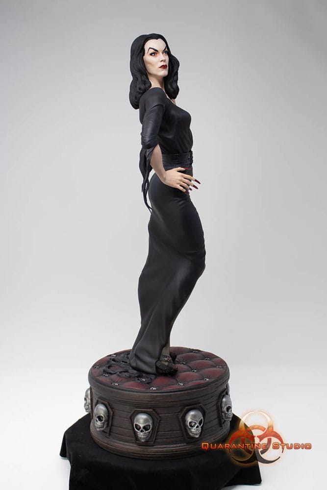 Vampira Statue 1/6 43 cm 0601968819736