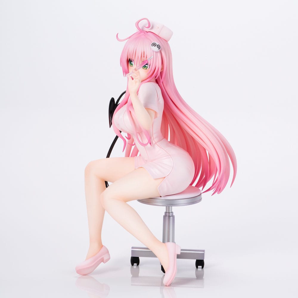 To Love-Ru Darkness Statue PVC Lara Satalin Deviluke Nurse Cos 26 cm 4589642714545