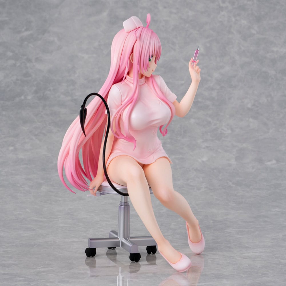 To Love-Ru Darkness Statue PVC Lara Satalin Deviluke Nurse Cos 26 cm 4589642714545