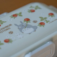 My Neighbor Totoro 4 locks Bento Box My Neighbor Totoro 4973307601248