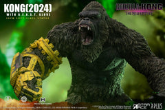 Godzilla vs. Kong: The New Empire Soft Vinyl Statue Kong with B.E.A.S.T. Glove 30 cm 4897057886574