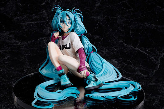 Hatsune Miku Statue 1/4 Yoneyama Mai The Latest Street Style "Cute" Limited Edition 17 cm 4573451870721