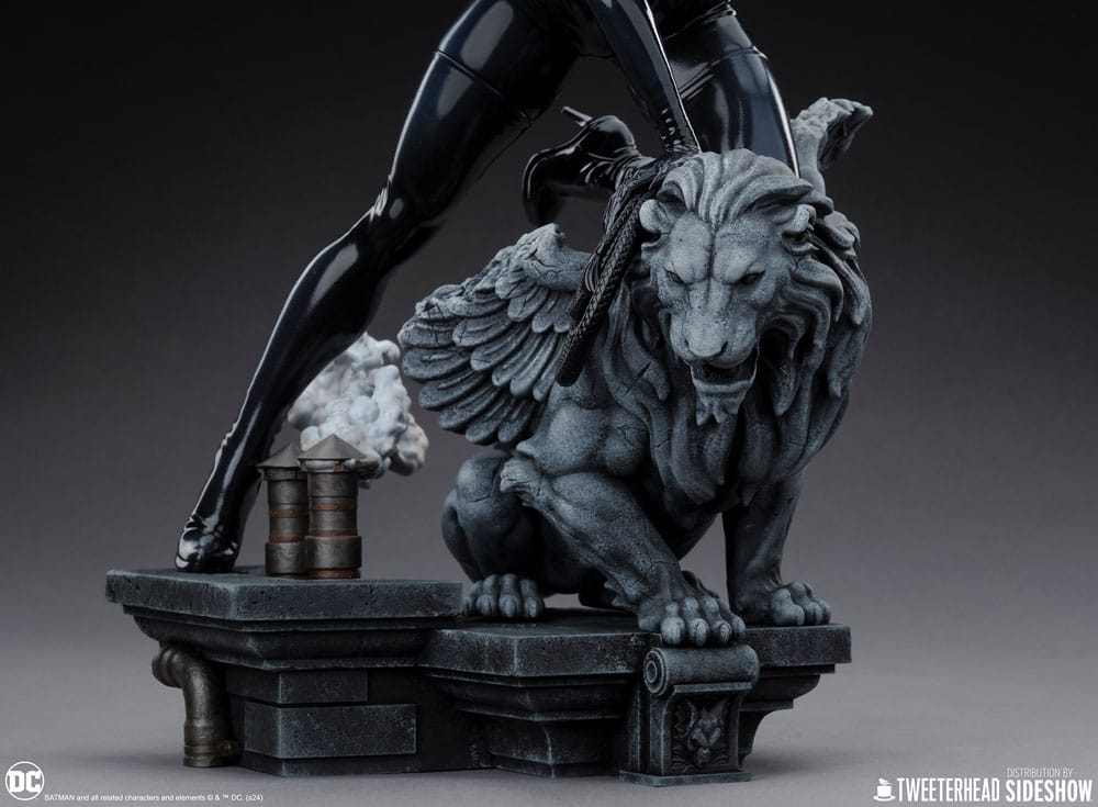 DC Comics Maquette 1/6 Catwoman 35 cm 0051497463533