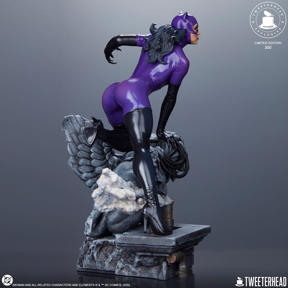 DC Comics Maquette 1/4 Catwoman (Purple Edition) 47 cm 0051497481348