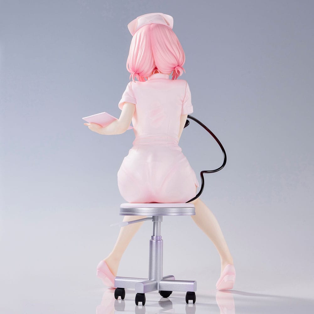 To Love-Ru Darkness Statue PVC Momo Belia Deviluke Nurse Cos 22 cm 4589642714569