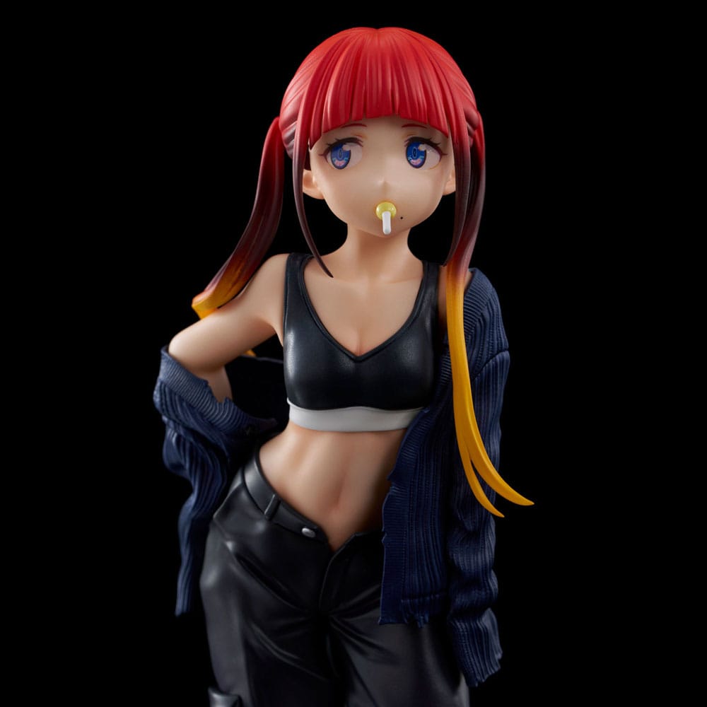 Gridman Universe Zozo Black Collection Statue PVC Chise Asukagawa 21 cm 4589642715641