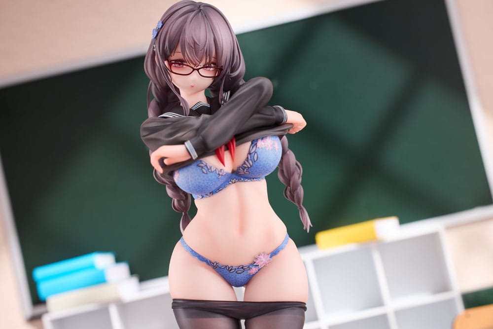 Original Character PVC 1/6 Gap Glasses Girl Who Doesn't Want To Take Physical Education Class 28 cm 6978180510005