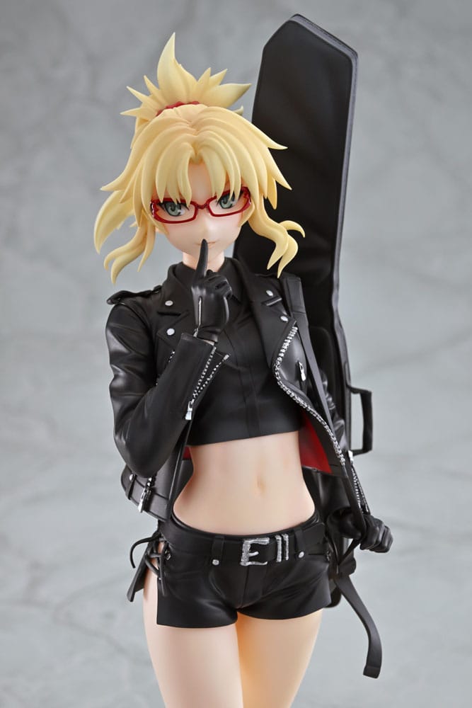 Fate/Apocrypha PVC Statue 1/7 Red Saber (Mordred) Original Glasses Model Ver. 22 cm 4580548490359