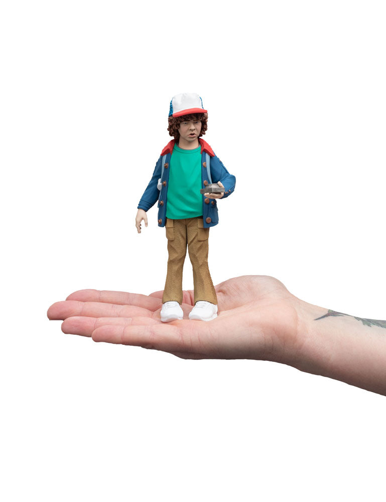 Stranger Things Mini Epics Vinyl Figure Dustin the Pathfinder (Season 1) Limited Edition 14 cm 9420024703472