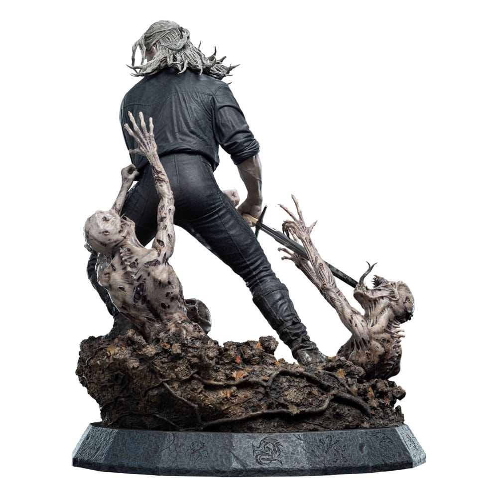 The Witcher Statue 1/4 Geralt the White Wolf 51 cm 9420024742310