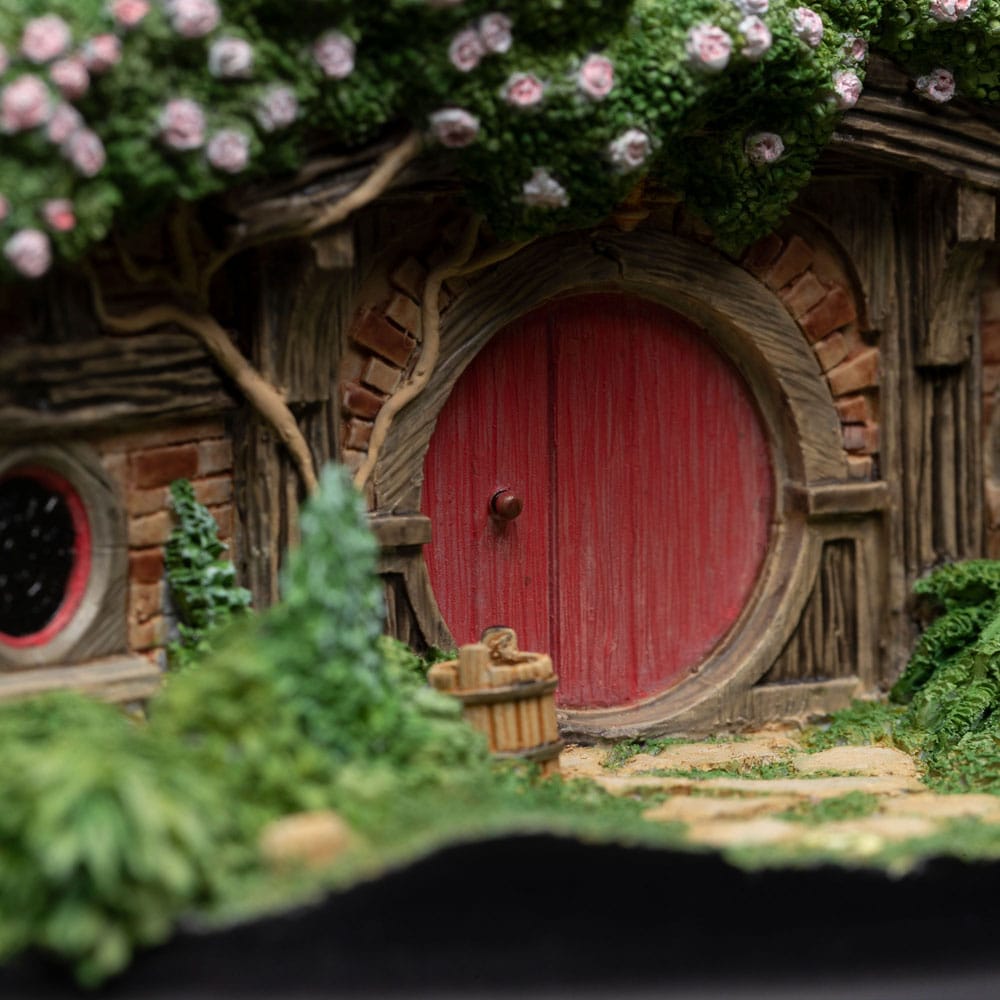 The Hobbit Statue Hobbit Hole 22 Pine Grove 9420024742259