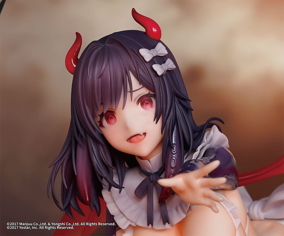 Azur Lane PVC Statue 1/7 Royal Fortune Deep One Delicious Ver. 13 cm 4589456500358