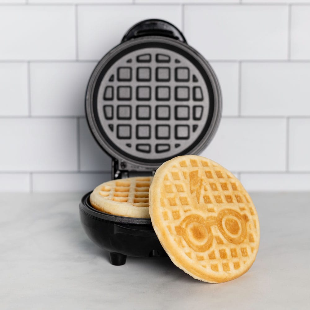 Harry Potter Waffle Maker Logo 0840790138985