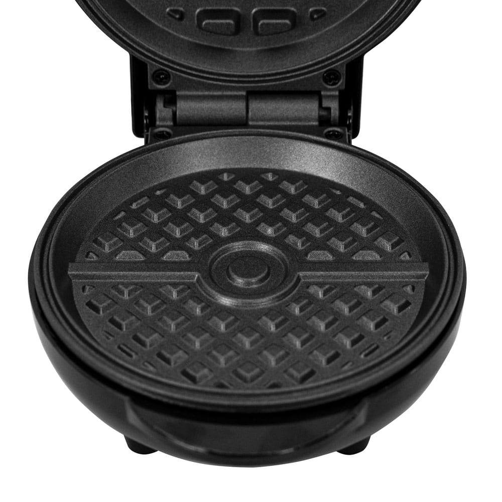 Pokemon Waffle Maker Pokeball 0840790138961