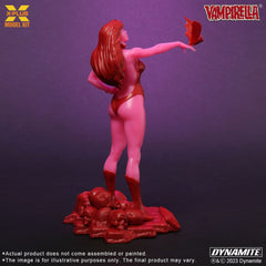 Vampirella Plastic Model Kit 1/8 Vampirella 2.0 Jose Gonzales Edition (Glows in the Dark) 23 cm 4532149022354