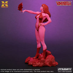 Vampirella Plastic Model Kit 1/8 Vampirella 2.0 Jose Gonzales Edition (Glows in the Dark) 23 cm 4532149022354